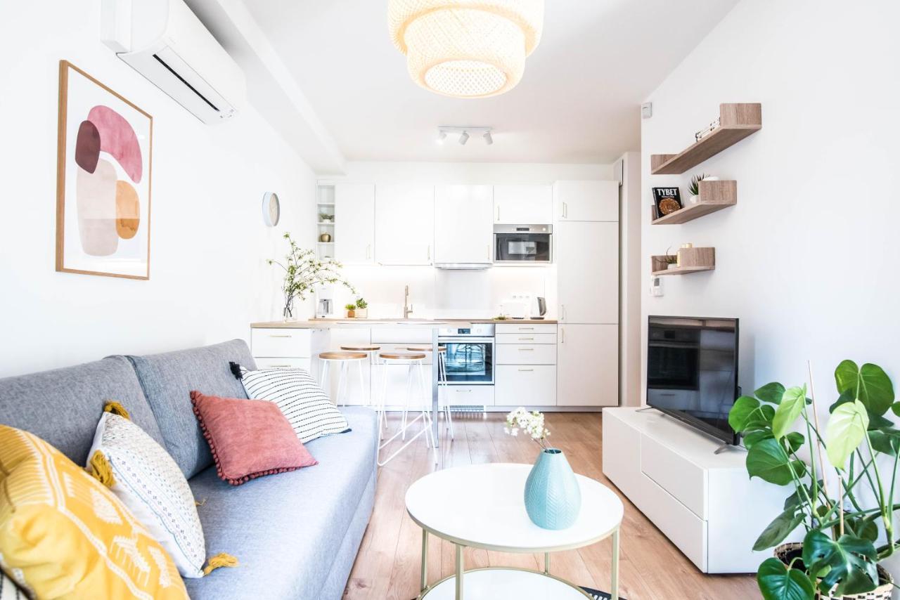 Garden Apartment Krasków Εξωτερικό φωτογραφία
